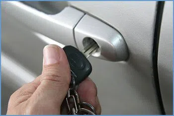 State Locksmith Services Allen Park, MI 313-483-0364 - 21-unlock-car